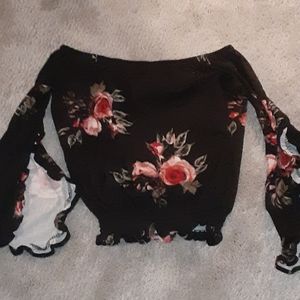 Black top shoulder off